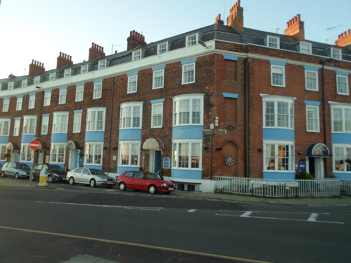 לינה וארוחת בוקר וויימות' Cavendish House מראה חיצוני תמונה